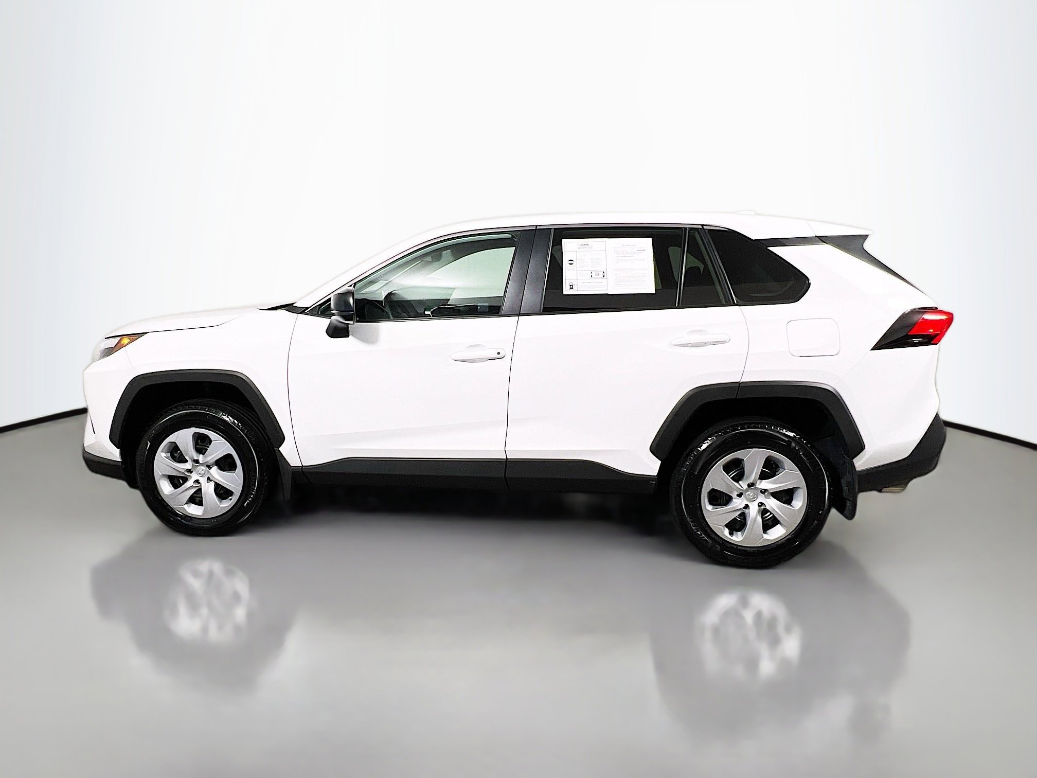 Used 2025 Toyota RAV4 LE image 9