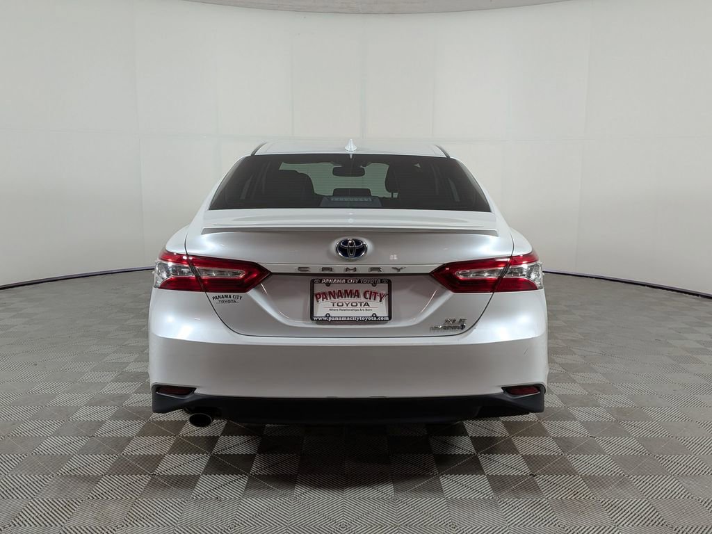 Used 2020 Toyota Camry XLE FWD image 4