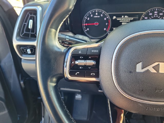 Used 2022 Kia Sorento S w/ Panoramic Sunroof Package AWD/4WD image 23