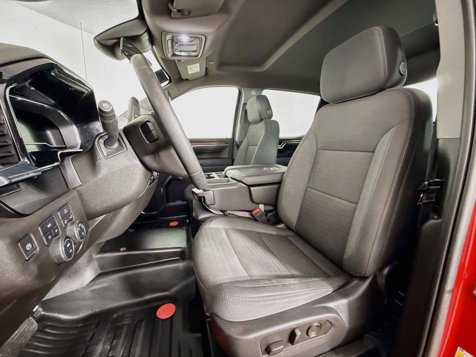 Used 2023 Chevrolet Silverado 1500 LT AWD/4WD image 22
