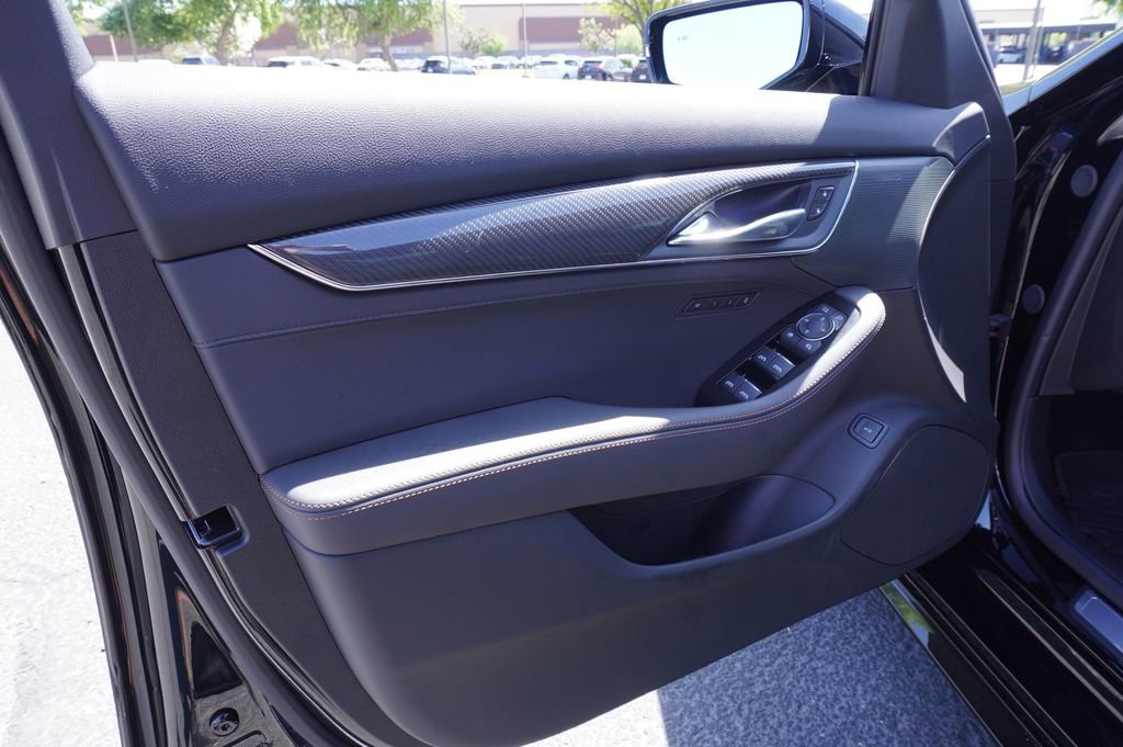 New 2026 Cadillac CT5 V image 14