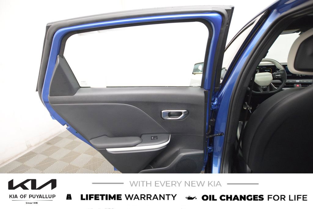 New 2025 Kia K4 GT-Line Turbo image 11