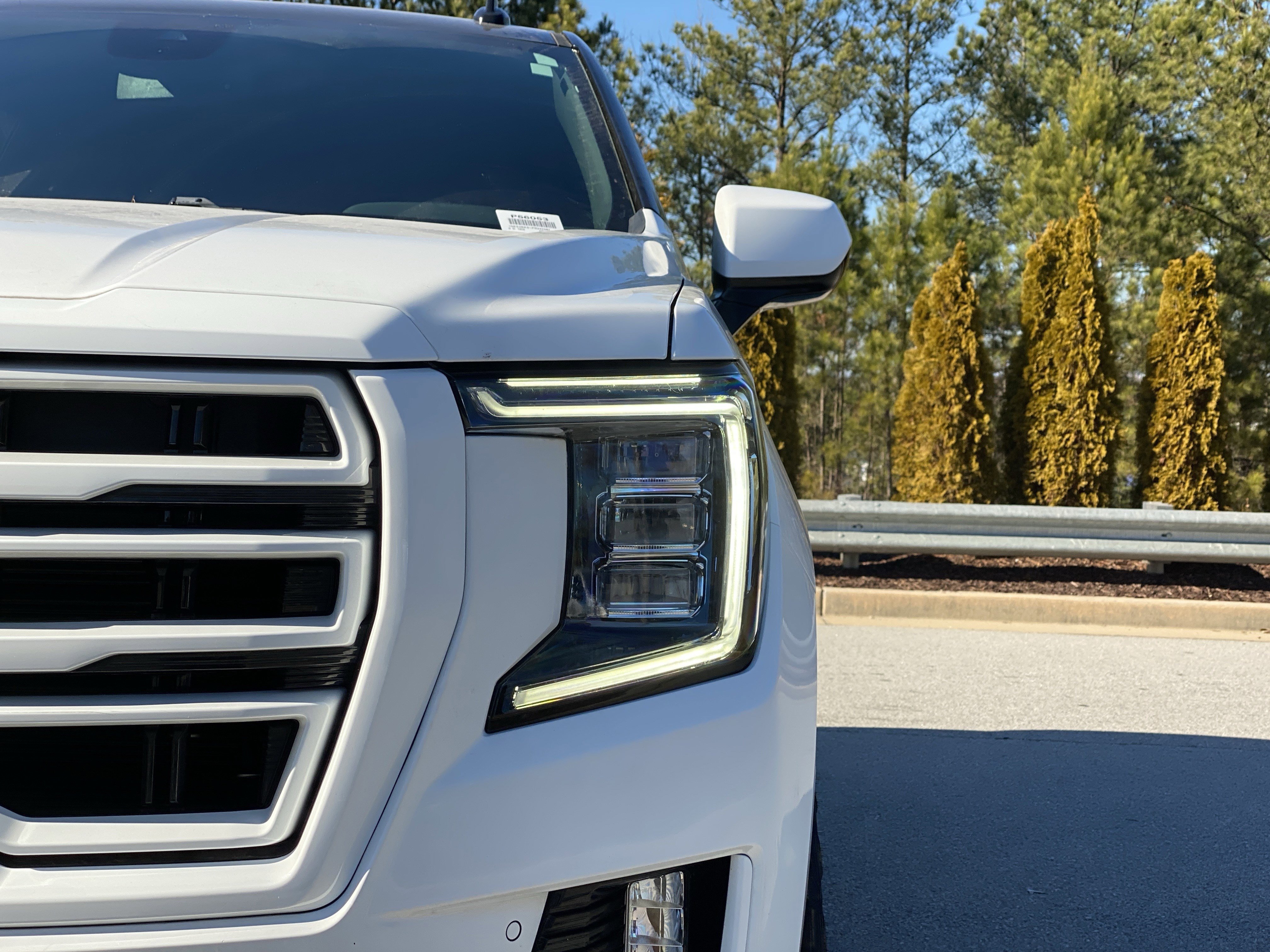 Used 2023 GMC Yukon SLT image 42