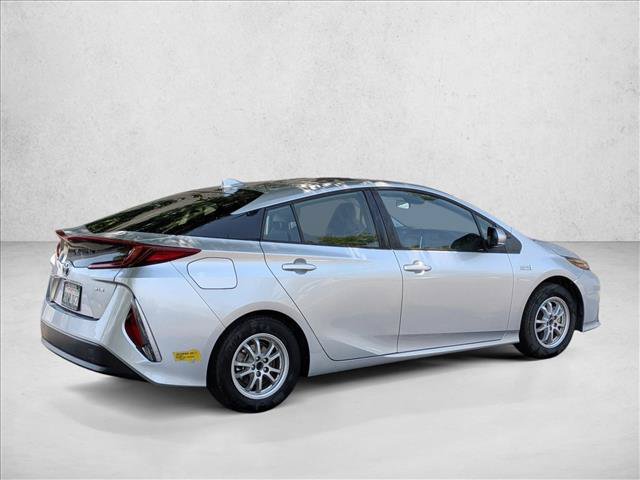 Used 2022 Toyota Prius Prime XLE FWD image 5