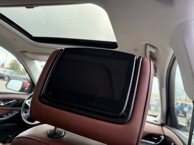 Used 2020 Chevrolet Traverse High Country w/ LPO, Floor Liner Package AWD/4WD image 14
