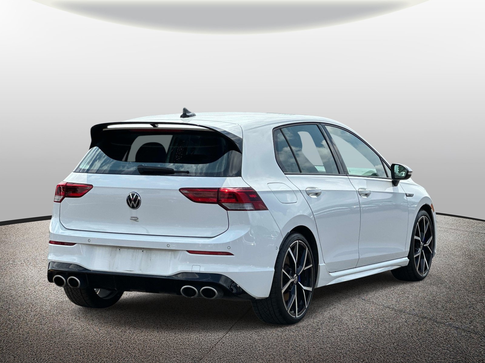 Used 2022 Volkswagen Golf R AWD/4WD image 4