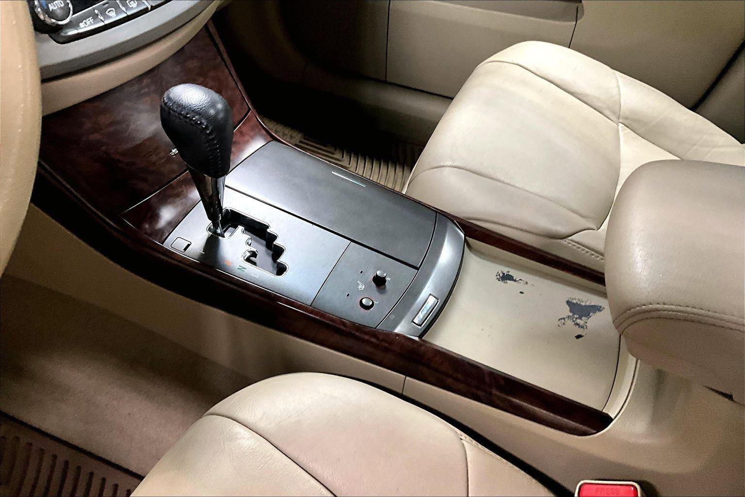 Used 2012 Toyota Avalon 4DR SDN image 16