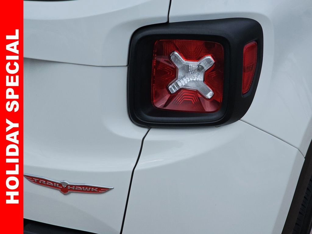 Used 2022 Jeep Renegade Trailhawk image 41