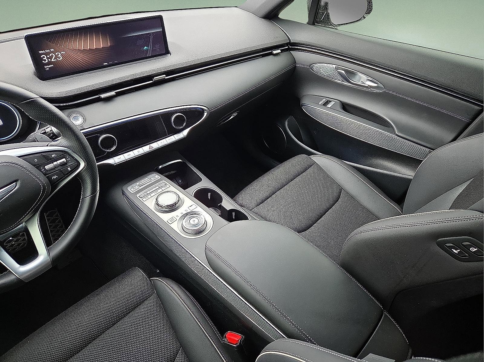 Used 2024 Genesis GV70 3.5T Sport image 12