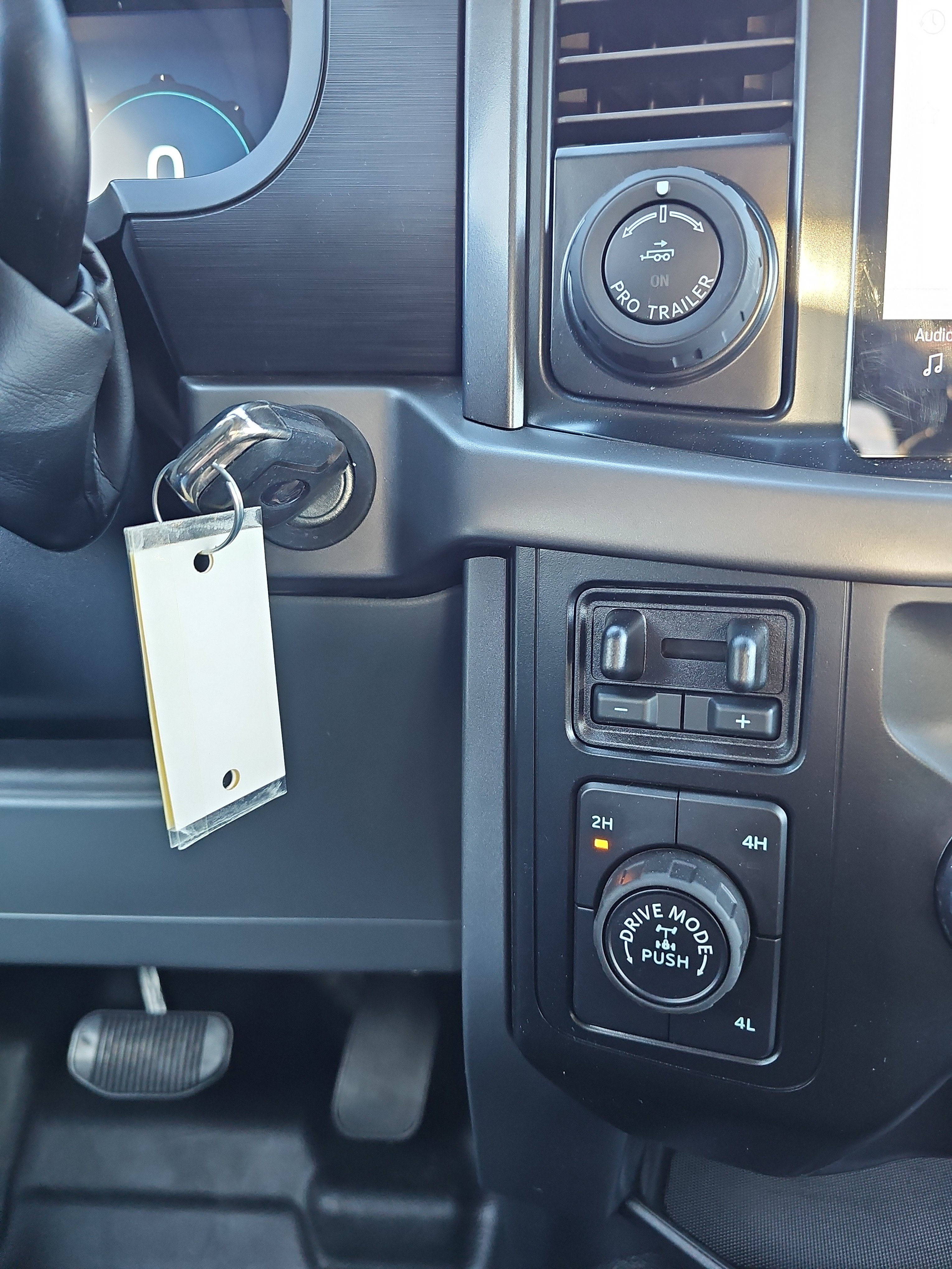 Used 2024 Ford F150 XLT w/ Tow/Haul Package image 27