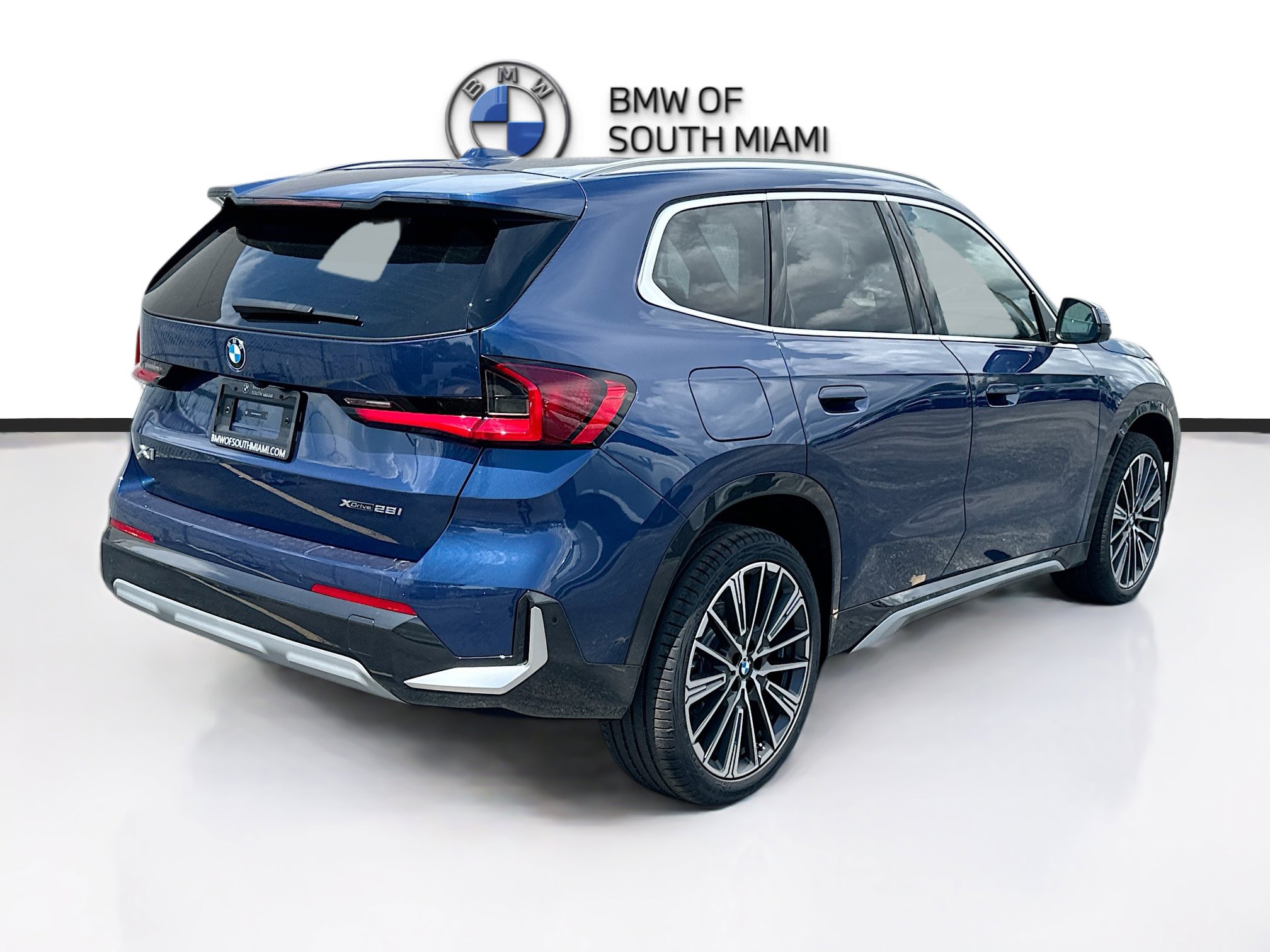 New 2025 BMW X1 xDrive28i w/ Technology Package image 6