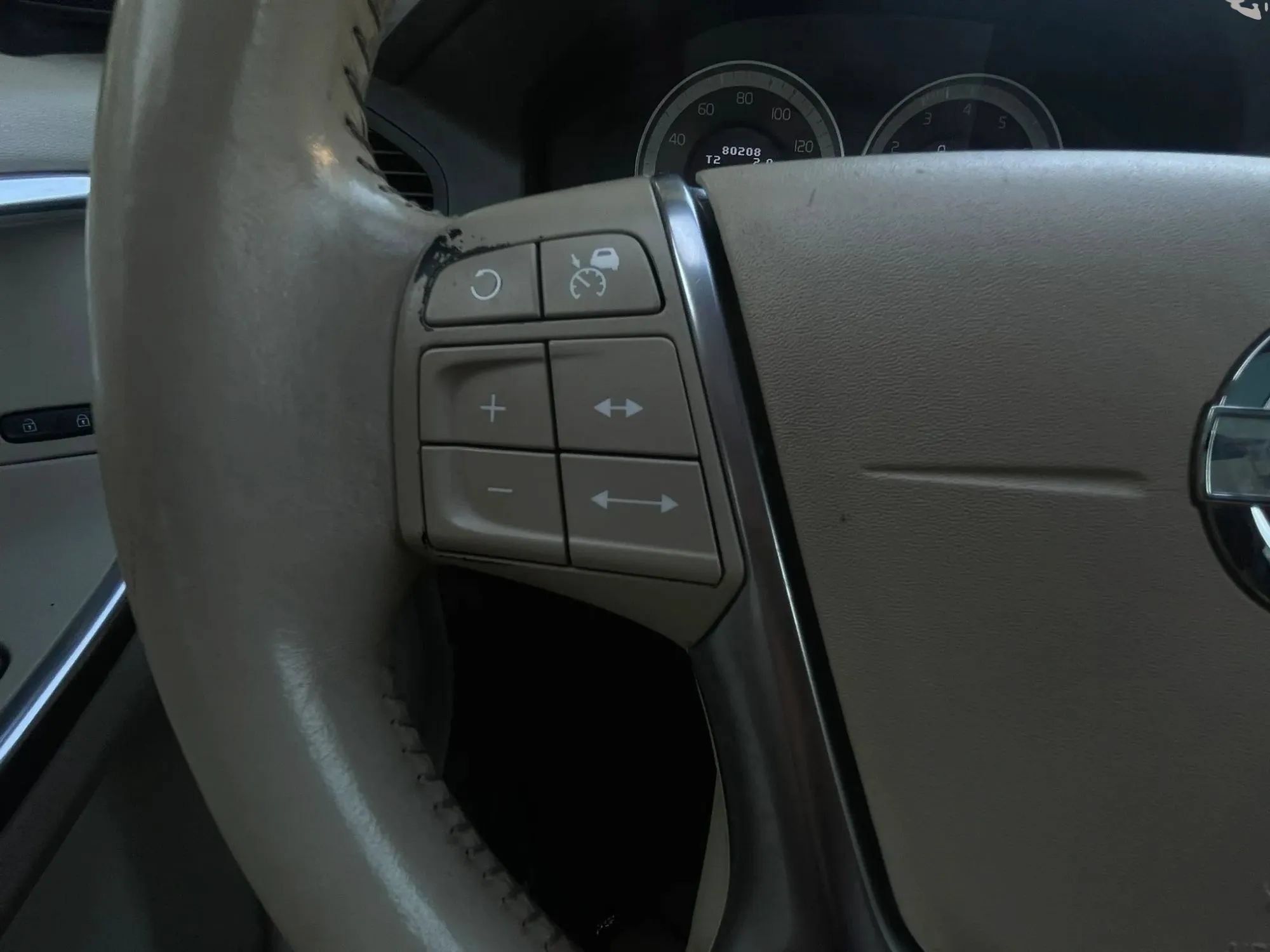 Used 2012 Volvo XC60 T6 Platinum AWD/4WD image 29