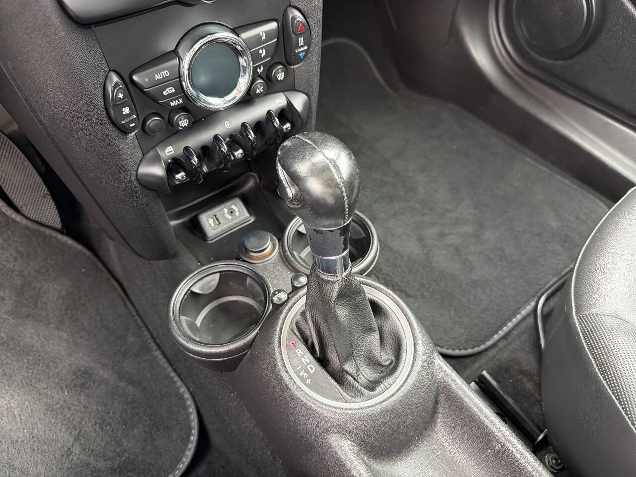 Used 2013 MINI Cooper Clubman FWD image 25