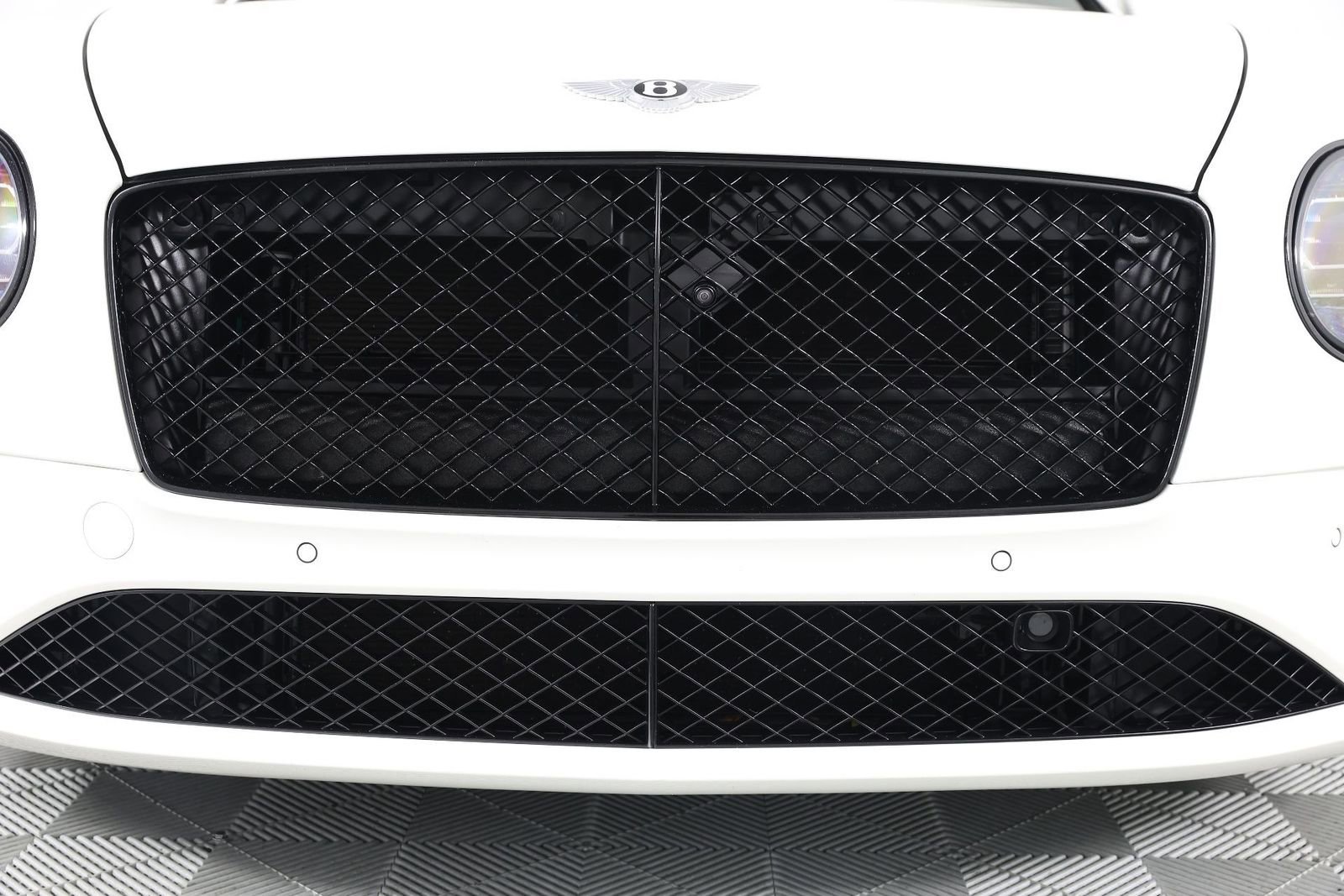 Used 2020 Bentley Continental GT image 11