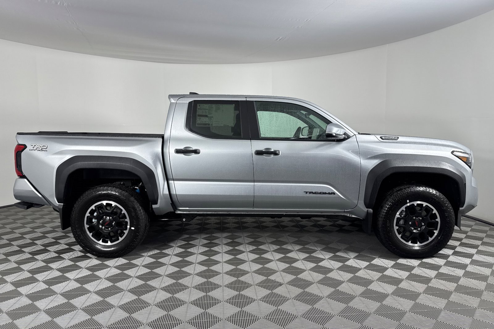 New 2025 Toyota Tacoma TRD Off-Road image 3