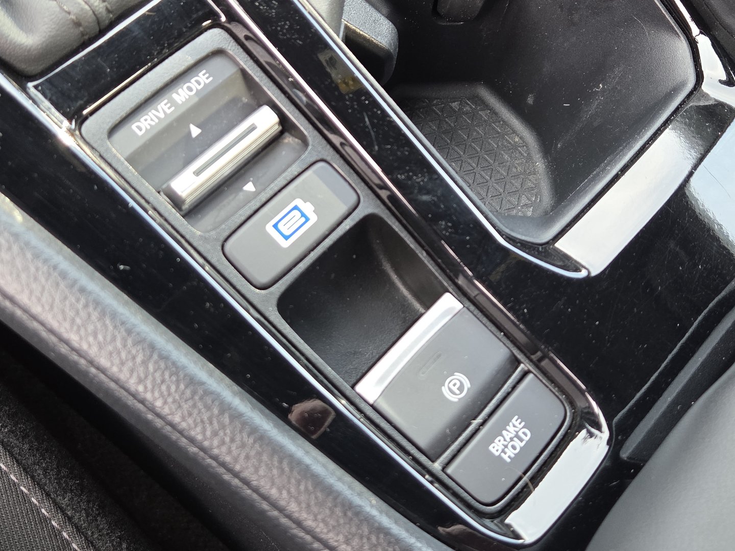 Used 2024 Honda Accord Sport image 9