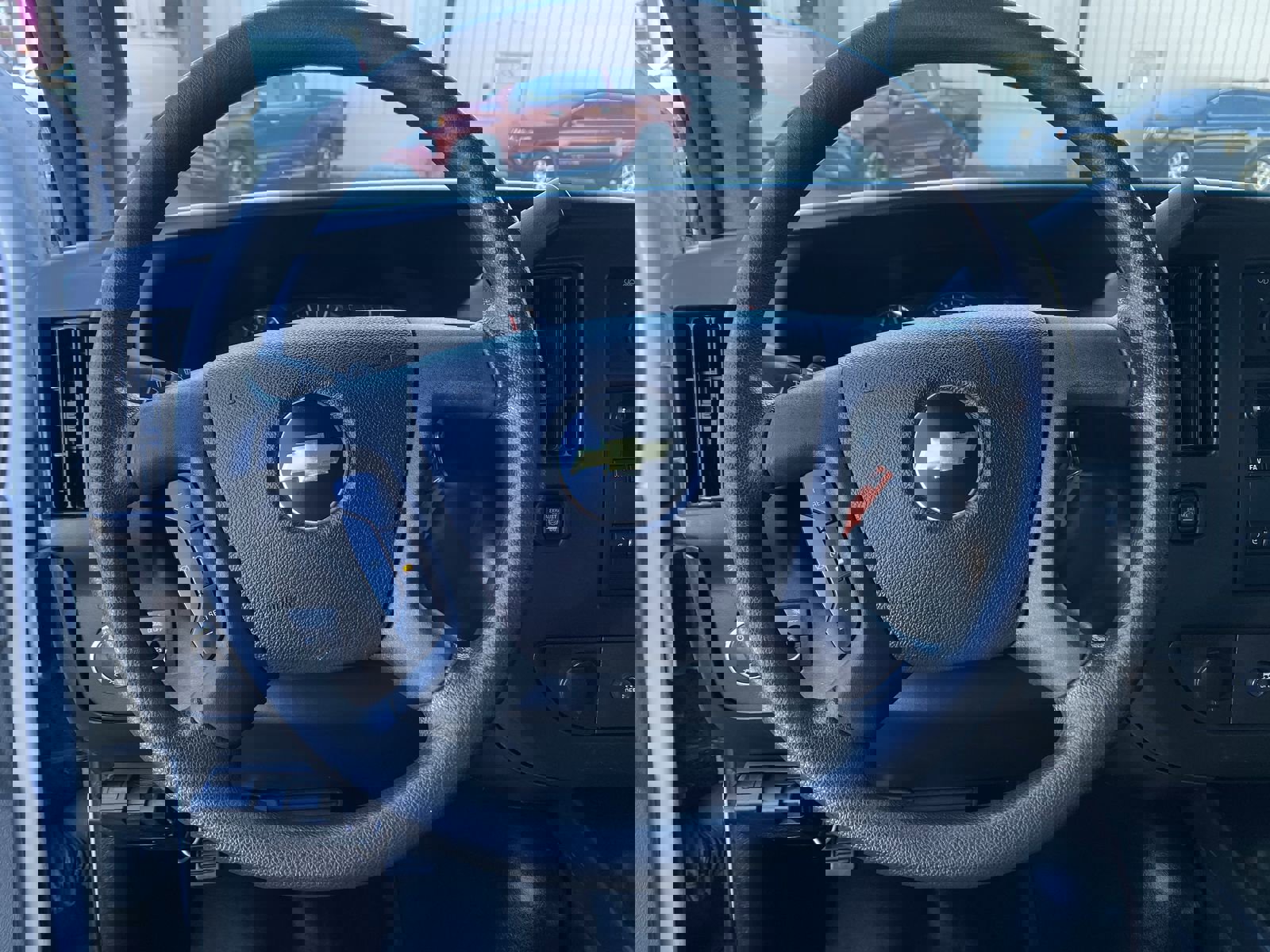 Used 2018 Chevrolet Express 2500 w/ Driver Convenience Package image 43