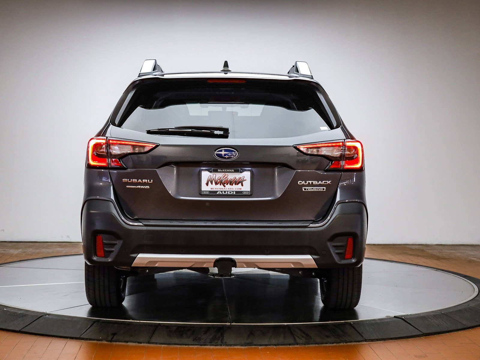 Used 2022 Subaru Outback Touring image 8