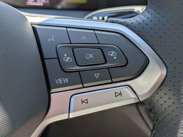 New 2026 Volkswagen Tiguan SE R-Line FWD image 27
