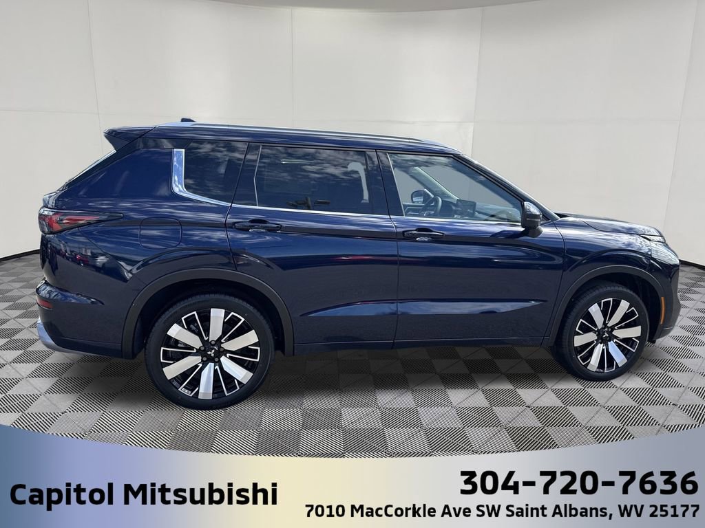 New 2025 Mitsubishi Outlander SEL image 4