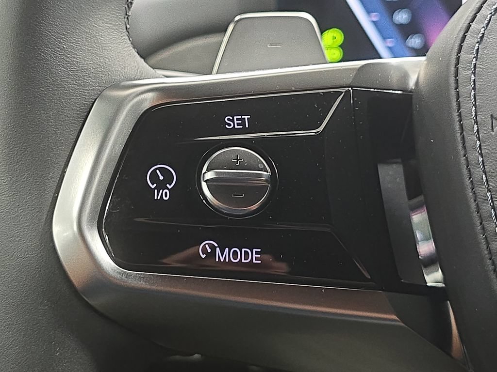 Certified 2023 BMW 760i xDrive AWD/4WD image 12