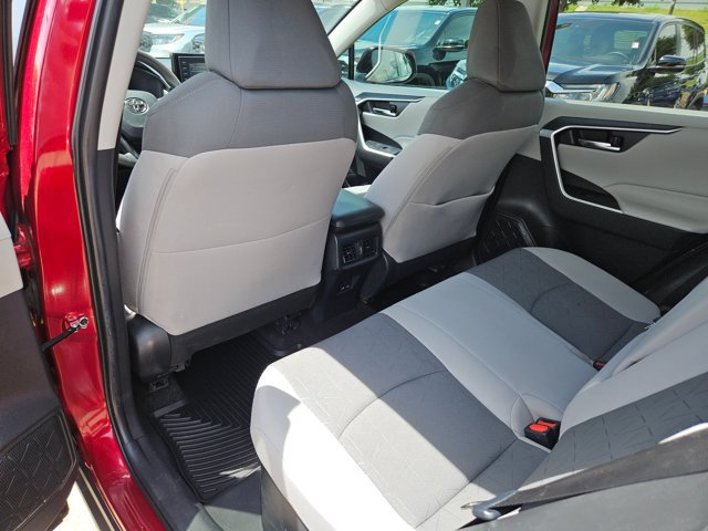 Used 2022 Toyota RAV4 XLE w/ Convenience Package AWD/4WD image 13