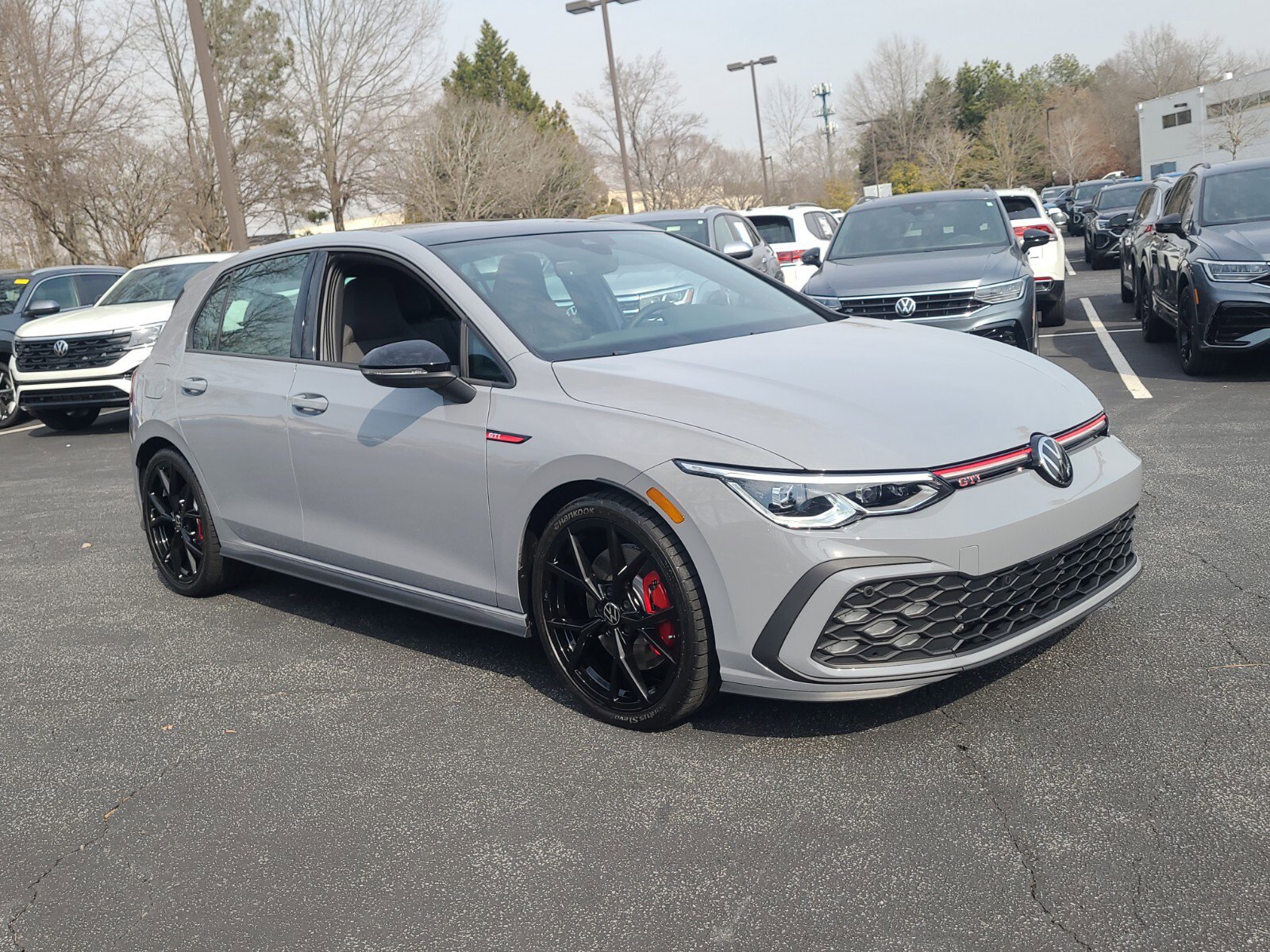 Used 2024 Volkswagen GTI SE image 3