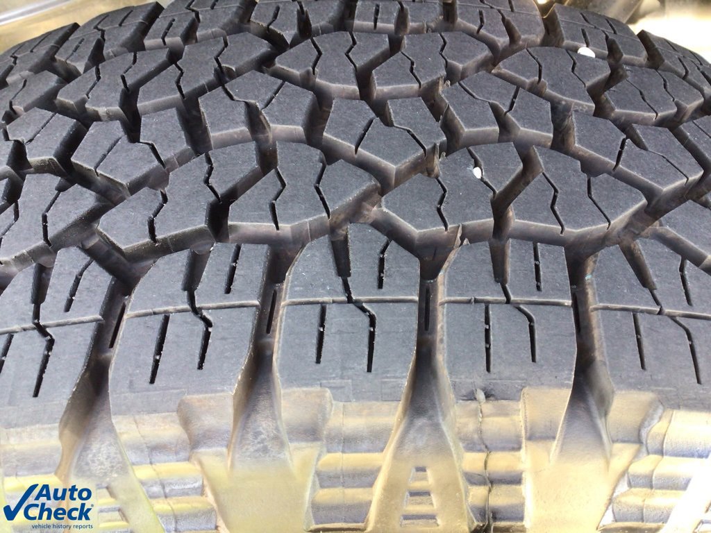 Used 2025 Chevrolet Silverado 2500 LTZ w/ LTZ Convenience Package image 43