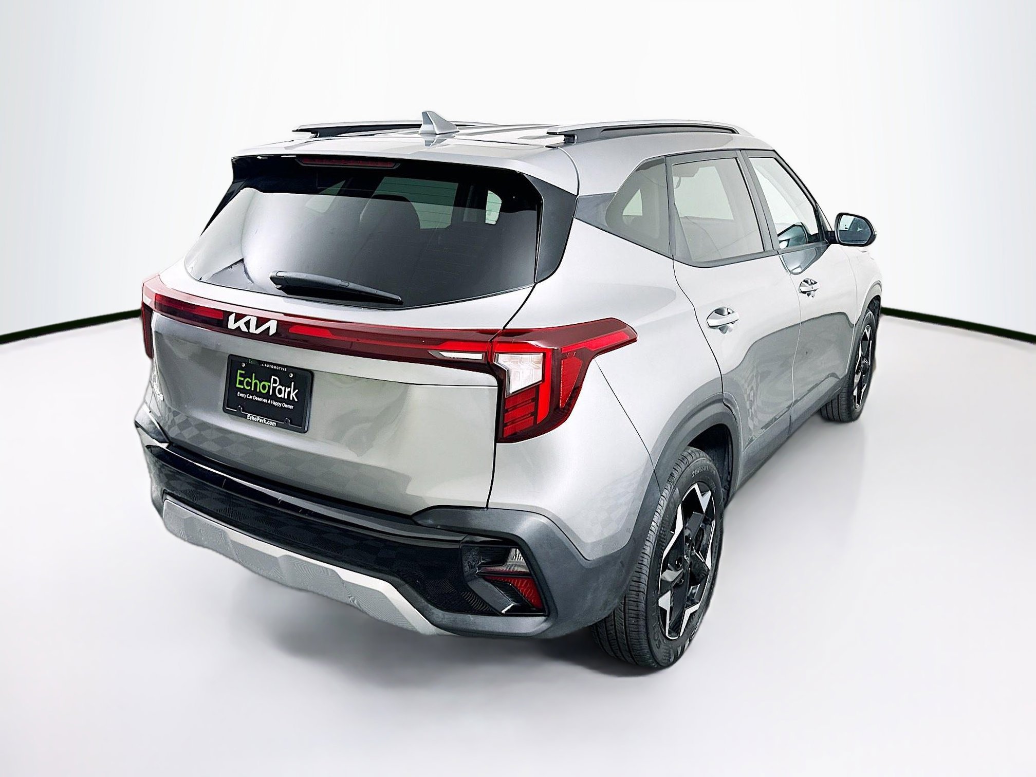 Used 2025 Kia Seltos S image 9