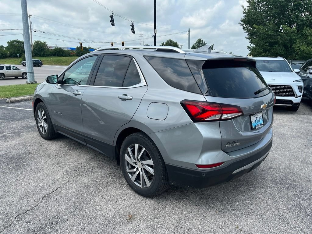 Used 2023 Chevrolet Equinox Premier FWD image 4