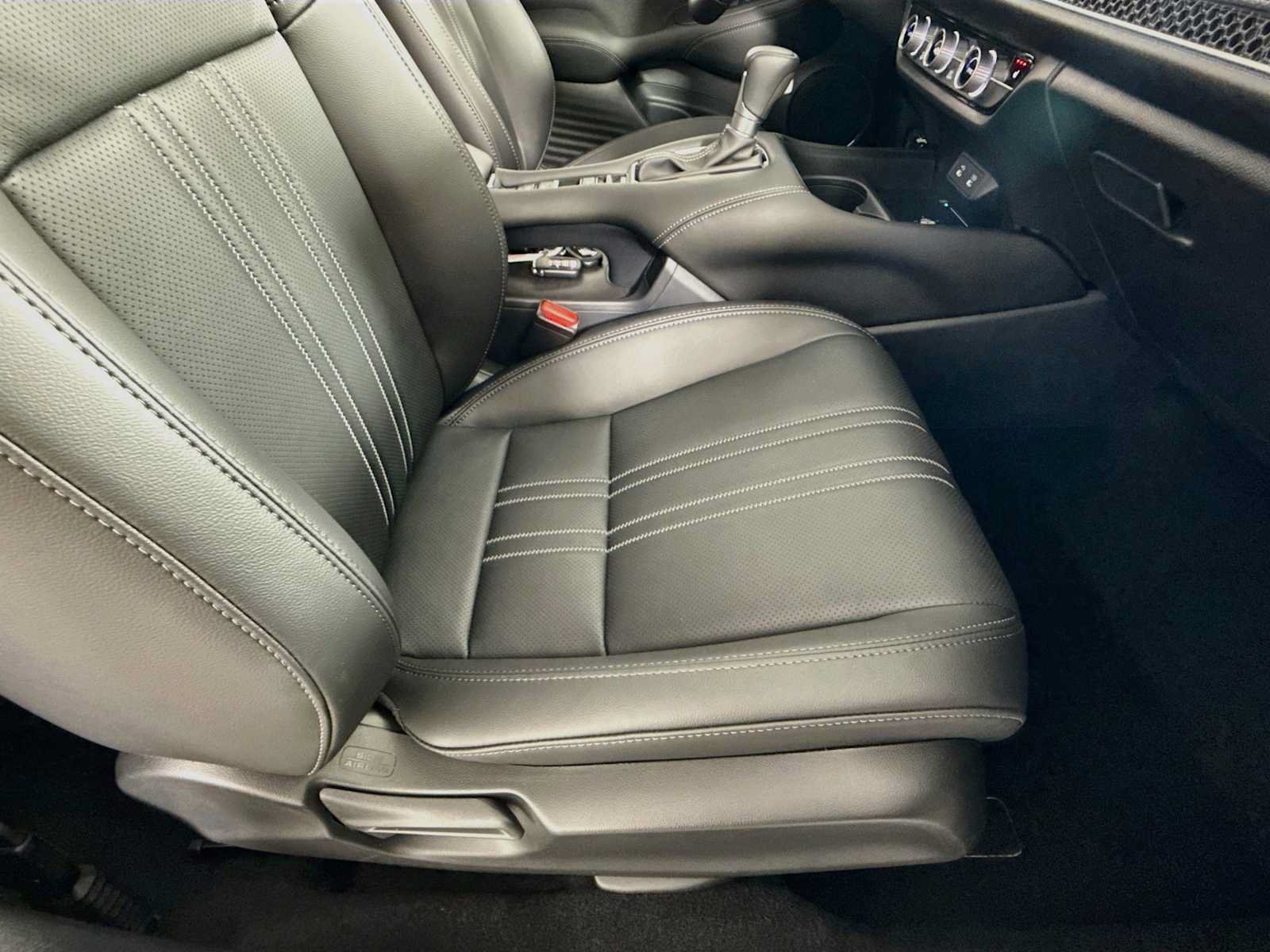 Certified 2026 Honda HR-V EX-L image 35