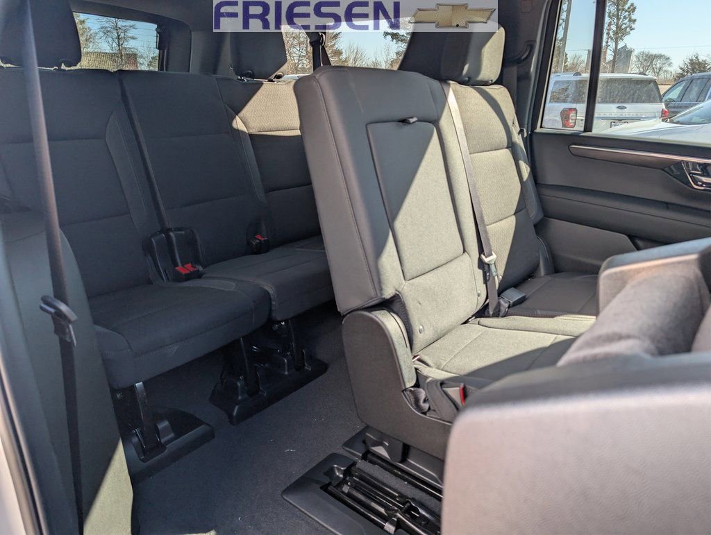 New 2026 Chevrolet Suburban LS w/ Max Trailering Package image 21