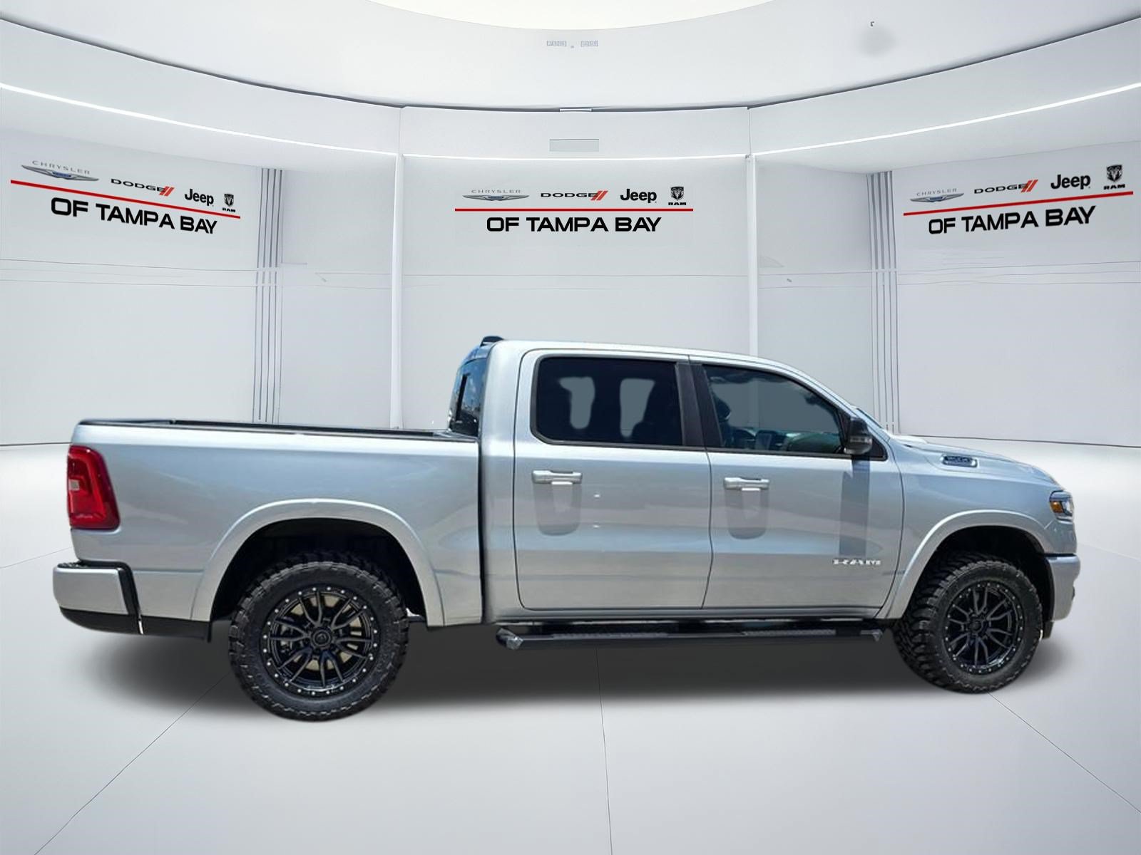 New 2026 RAM 1500 Big Horn AWD/4WD image 9
