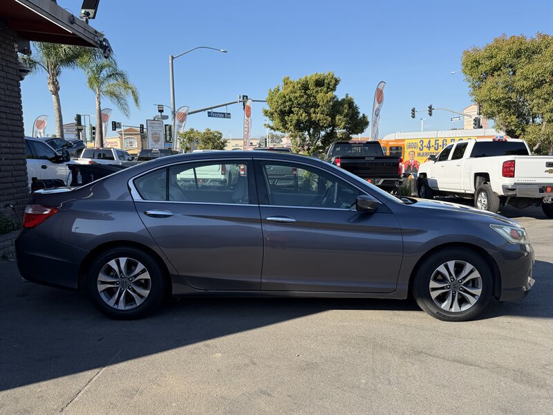 Used 2015 Honda Accord LX image 15