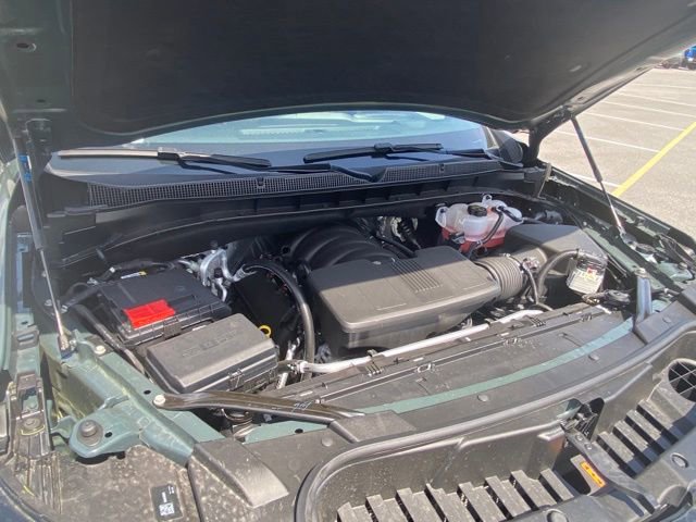 Used 2026 Chevrolet Suburban RST AWD/4WD image 21