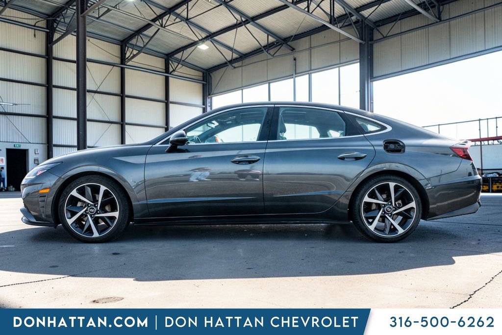 Used 2022 Hyundai Sonata SEL Plus w/ Preferred Accessory Package FWD image 2