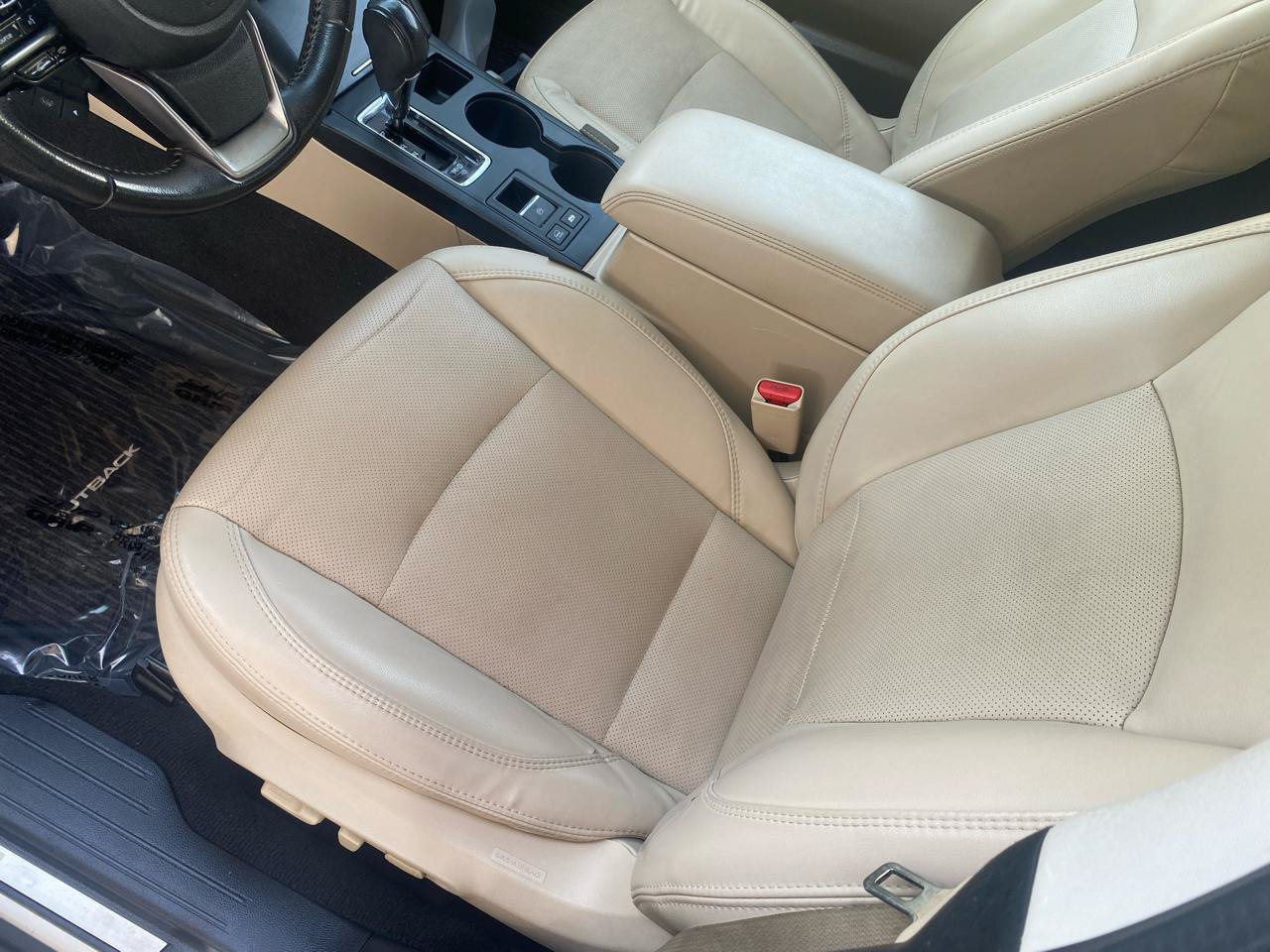 Used 2019 Subaru Outback 3.6R Limited AWD/4WD image 16