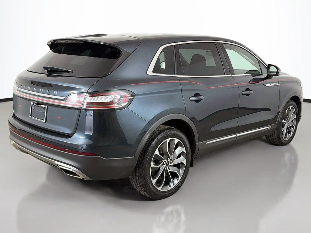 Used 2023 Lincoln Nautilus Reserve AWD/4WD image 14