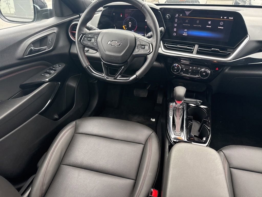 Used 2024 Chevrolet Trax RS w/ Driver Confidence Package image 11