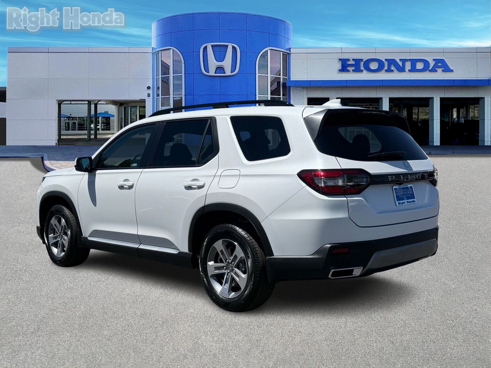 Used 2026 Honda Pilot EX-L image 4