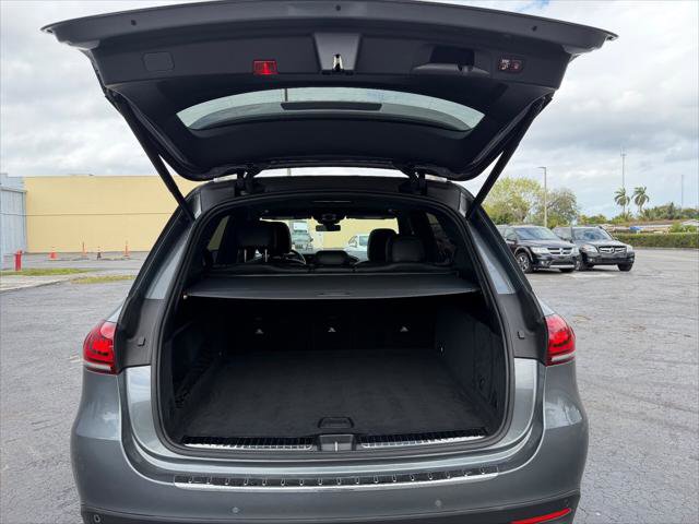 Used 2020 Mercedes-Benz GLE 350 4MATIC w/ Premium Package image 16