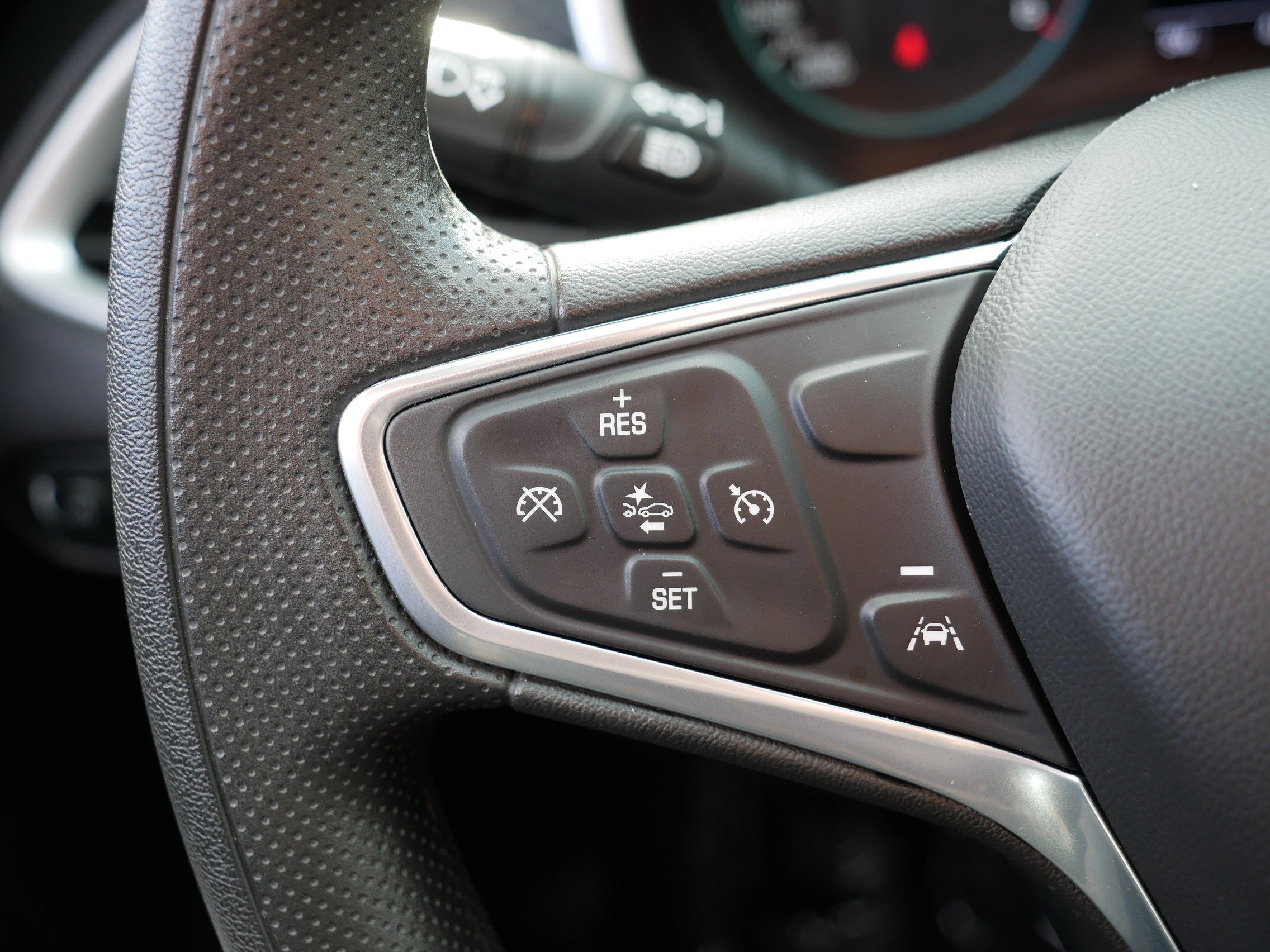 Used 2023 Chevrolet Malibu LS w/ Driver Confidence Package image 28