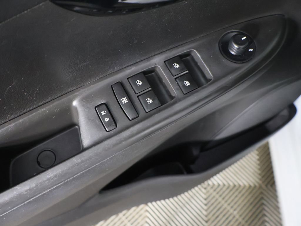 Used 2020 Chevrolet Spark LT FWD image 26