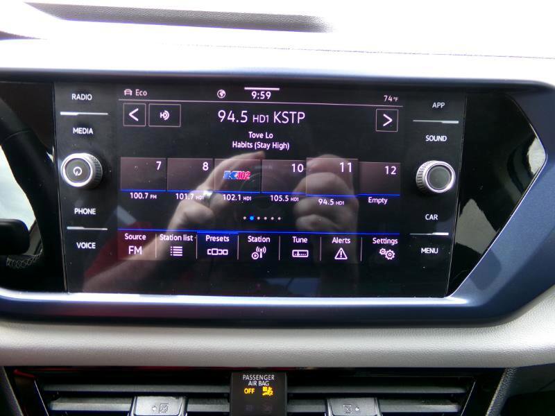 Used 2023 Volkswagen Taos SE image 21