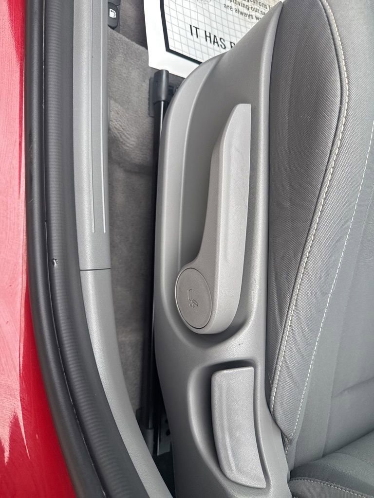 Used 2025 Hyundai Elantra Sport image 54