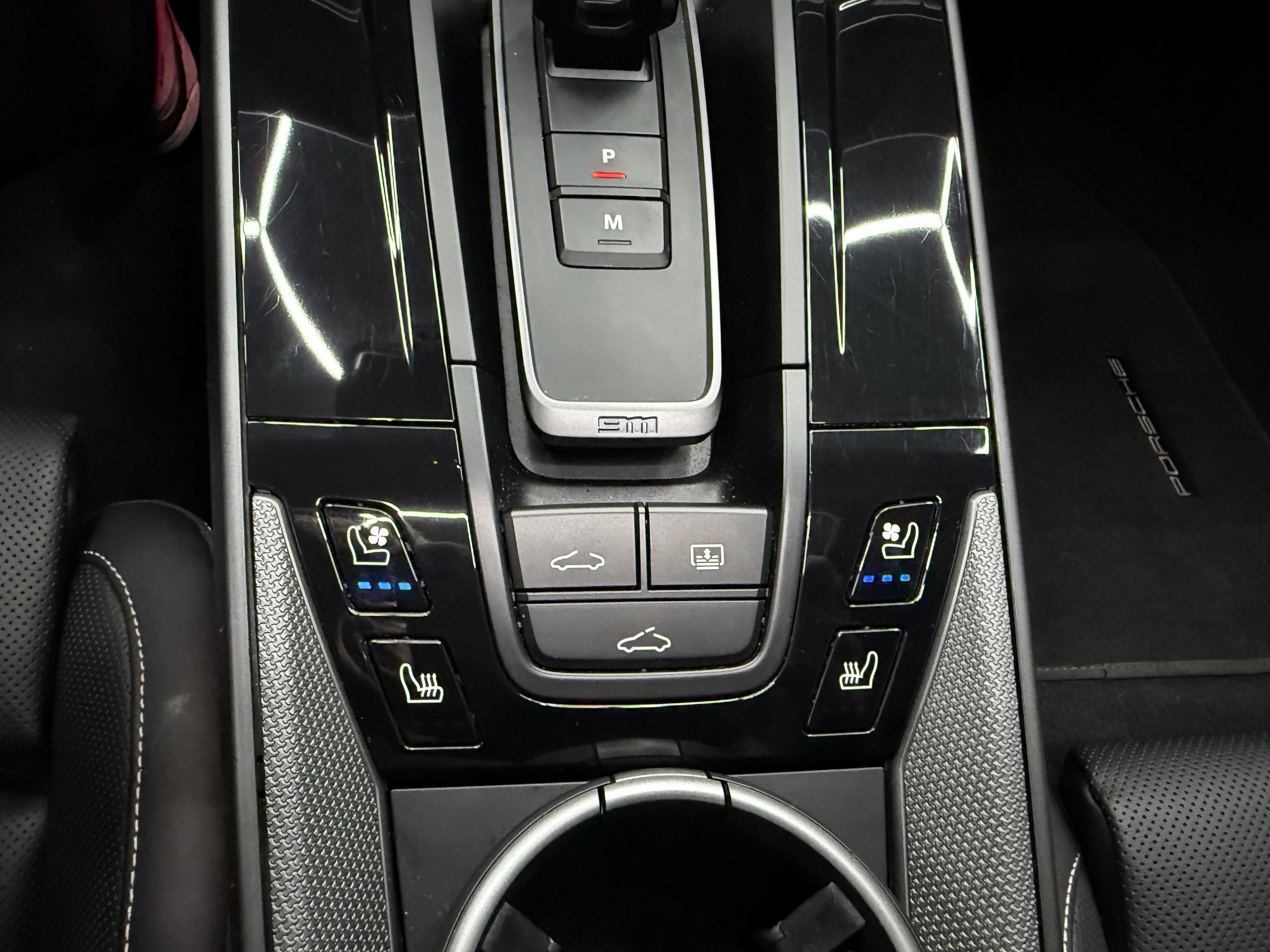 Used 2025 Porsche 911 Carrera image 28