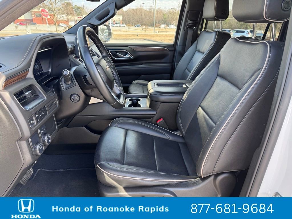 Used 2024 Chevrolet Suburban Premier image 9