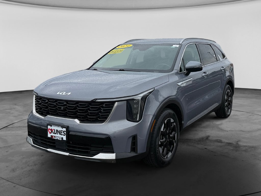 Used 2024 Kia Sorento S FWD image 5