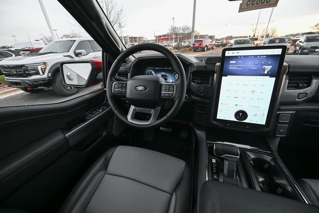 New 2025 Ford F150 Lightning Lariat image 26