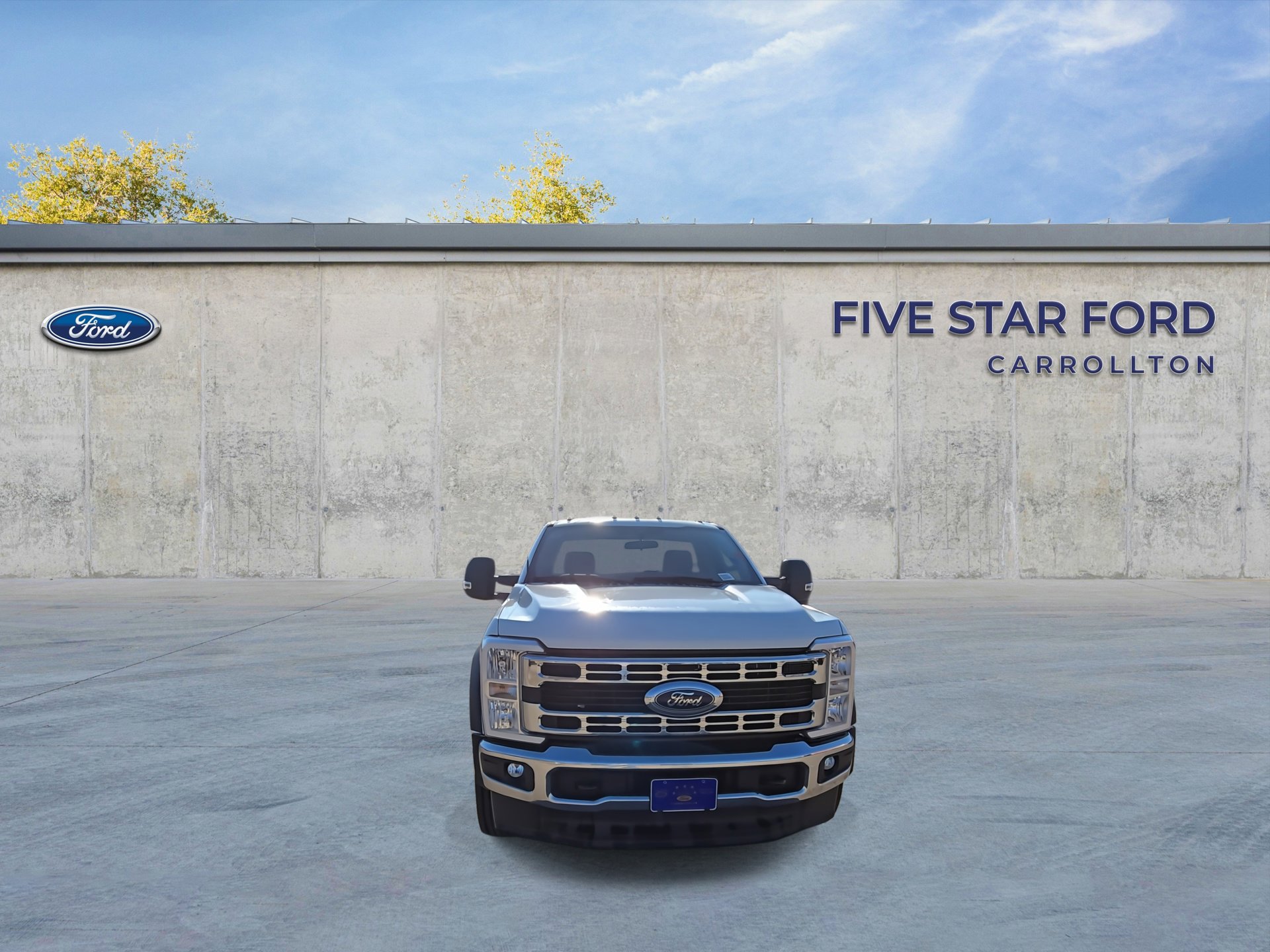 Used 2024 Ford F450 XLT w/ XLT Value Package image 3